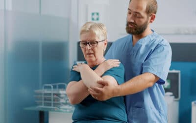 Quiropraxia na Terceira Idade: Cuidando da Coluna e da Qualidade de Vida